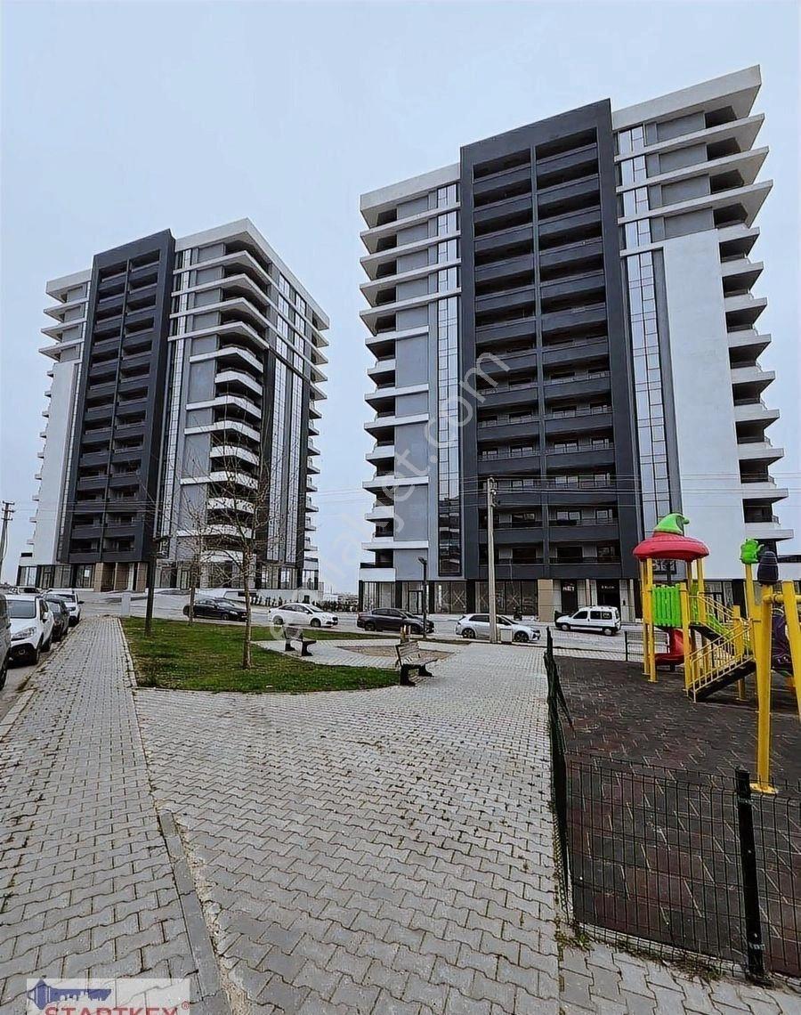Twin Towers'ta Satılık Ara Kat 3+1 Ultra Lüks Daire - Görsel 22