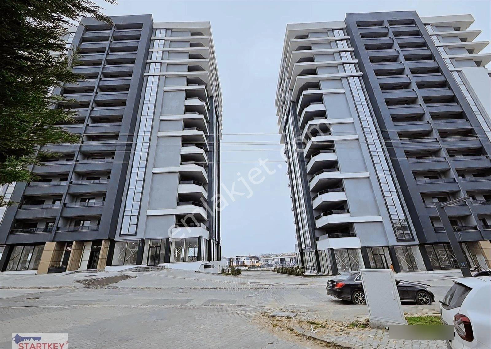 Twin Towers'ta Satılık Ara Kat 3+1 Ultra Lüks Daire - Görsel 20