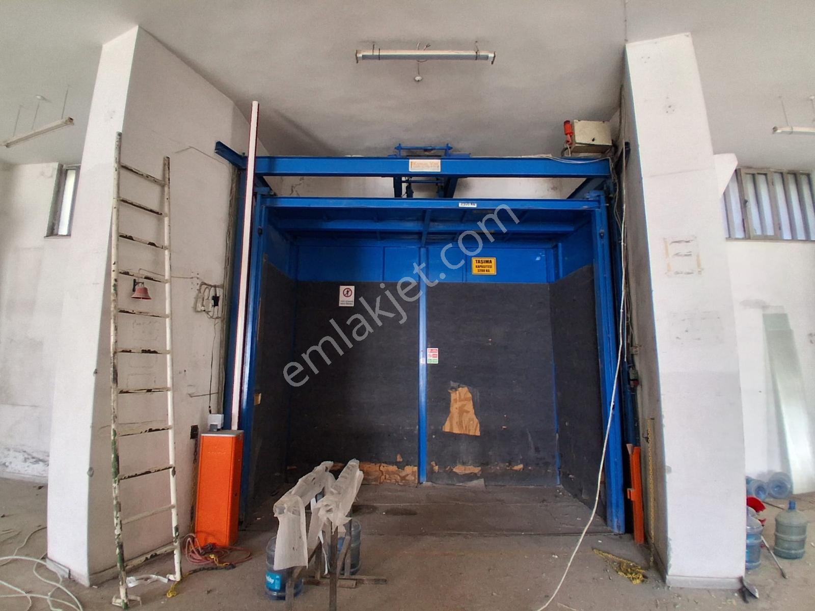 Depo-üretim-imalathane-farbrika- 1300 M2 2katlı 6mt Yükseklik - Görsel 8