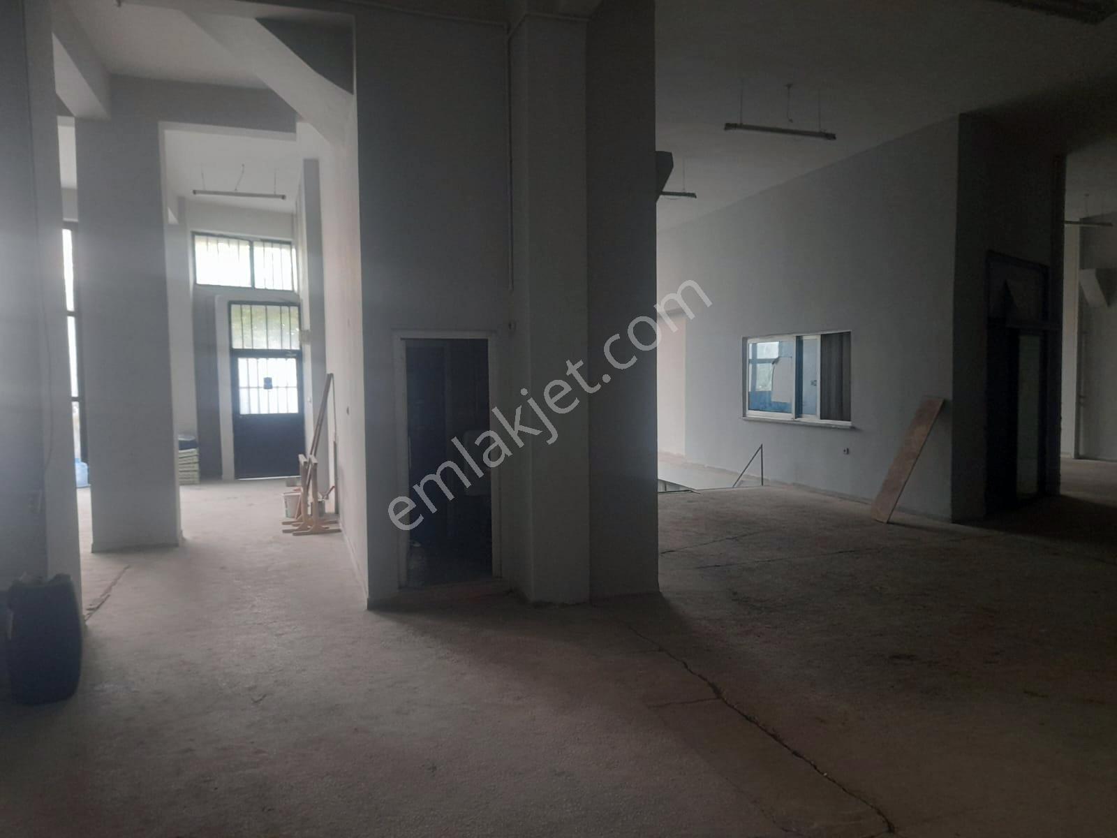 Depo-üretim-imalathane-farbrika- 1300 M2 2katlı 6mt Yükseklik - Görsel 11