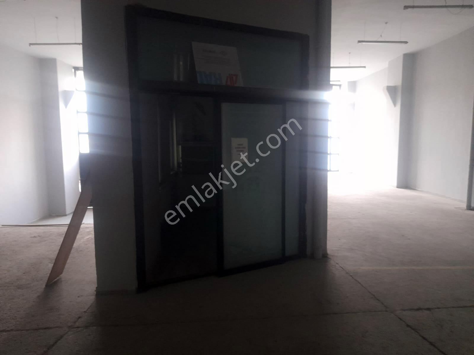 Depo-üretim-imalathane-farbrika- 1300 M2 2katlı 6mt Yükseklik - Görsel 18