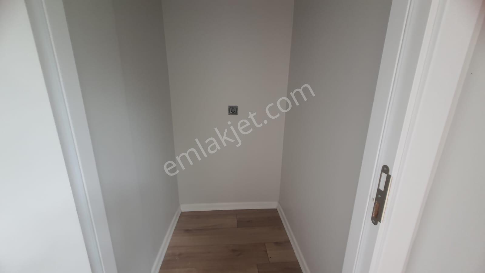Esentepe Mh.eğitimciler Cd.yakını Giyinme Odalı 2+0 Daire Zm-15 - Görsel 8