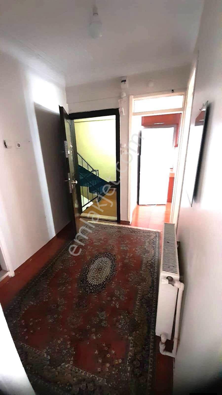 Samsun İlkadım Çiftlik Mahallesi'nde Kat Tapulu Eşyalı 2+1 Acil Satılık Daire - Görsel 2