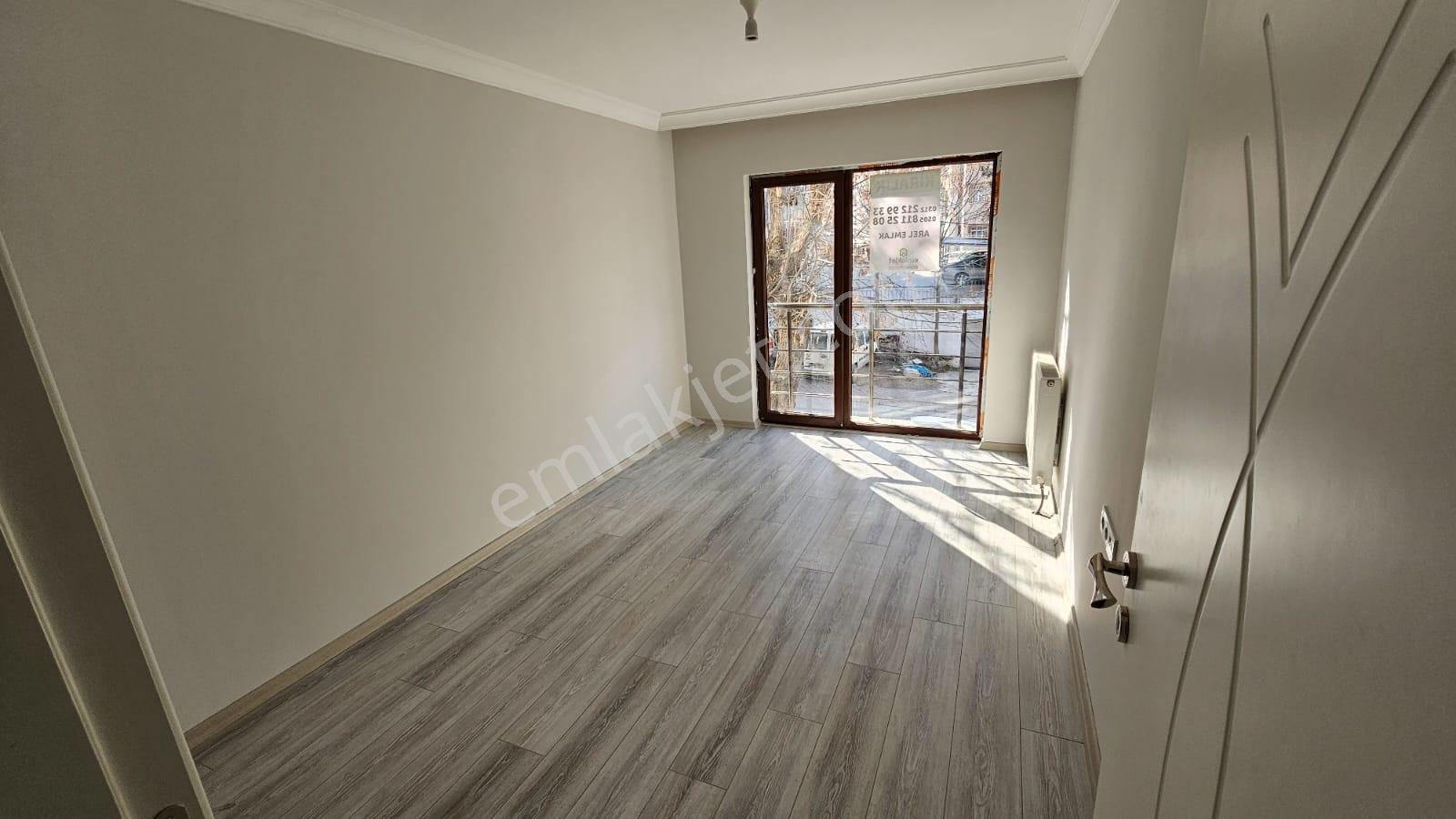 Arel'den Maltepe Onur Sk.yeni Bina 1 Kat Ön Cph.kombili 1+1 - Görsel 26