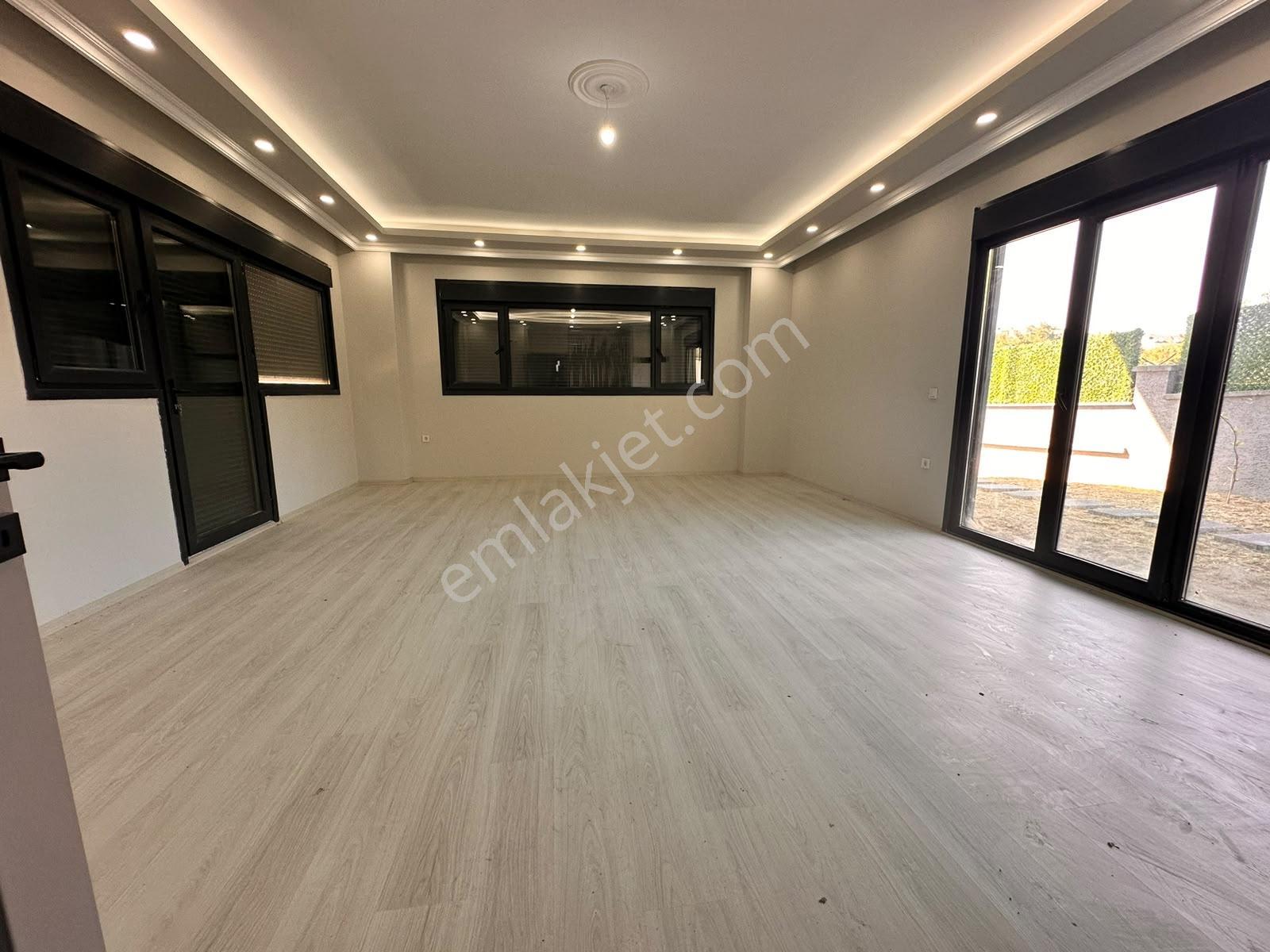 Büyükçekmece Kumburgaz Halil Kara Konaklarında Kiralık Villa 4+1 - Görsel 10