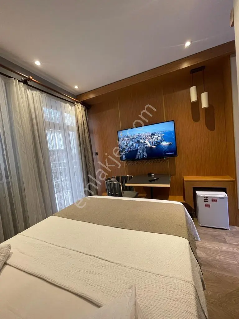 Taksim İstiklal Cd 1+0 Ultra Lüks Suit Odalar - Görsel 8