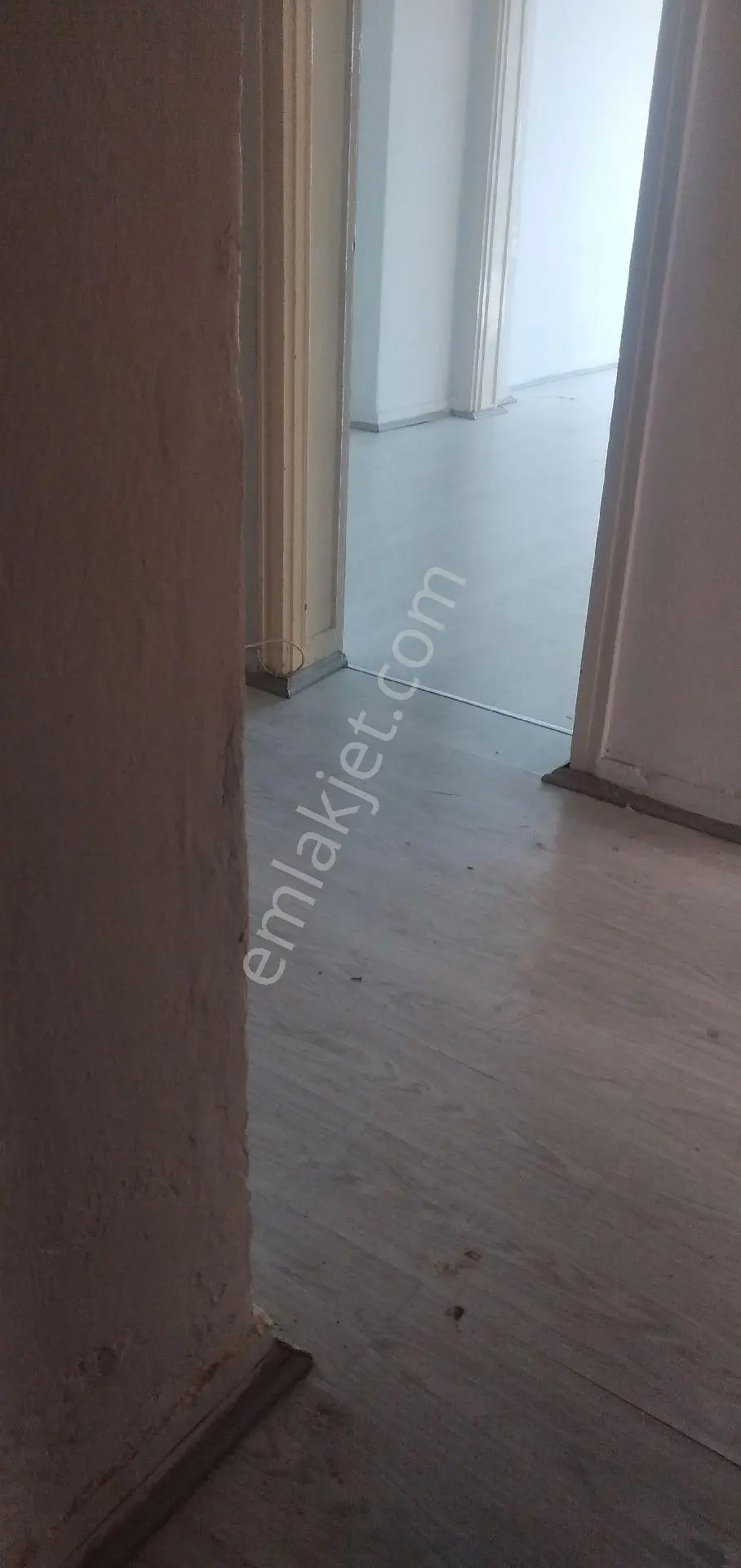 Cebecide Kombili Kiralık 2+1 Daire - Görsel 2