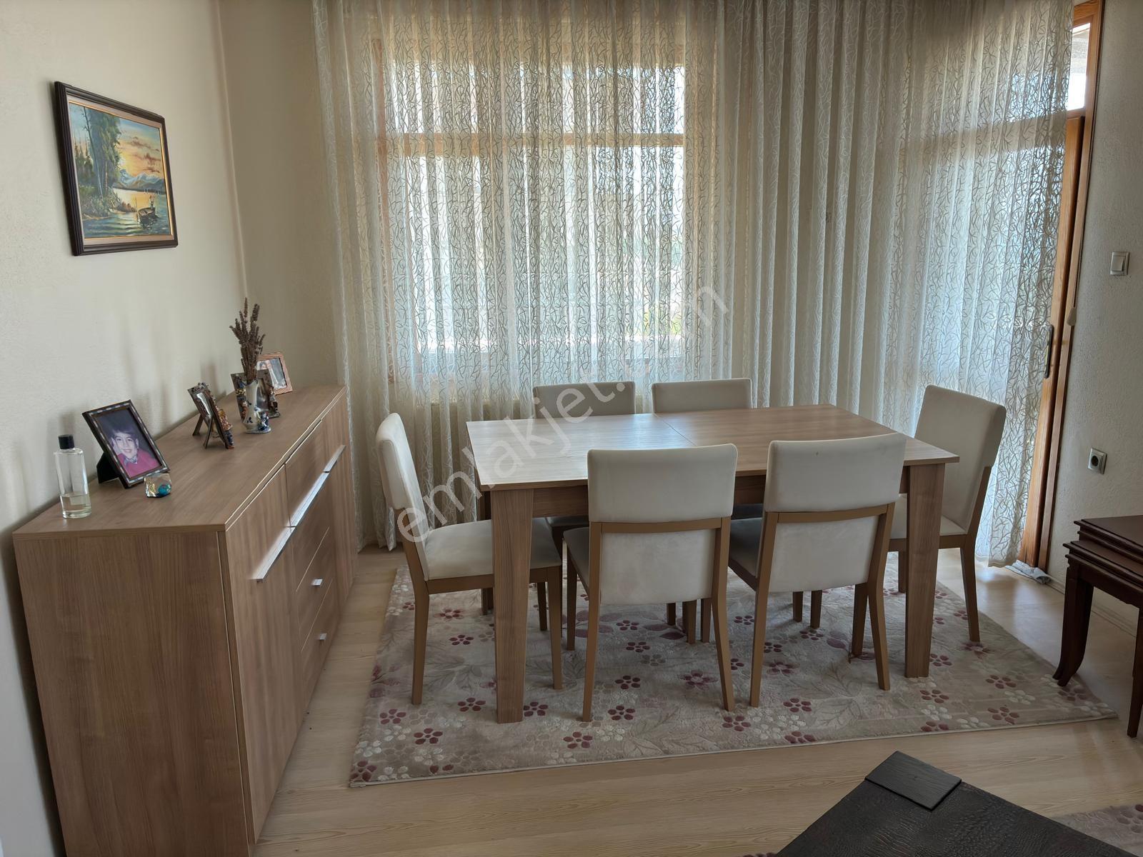 Kocaeli Karamürsel Sitede Denize Nazır Eşyalı Kiralık 3+1 Daire