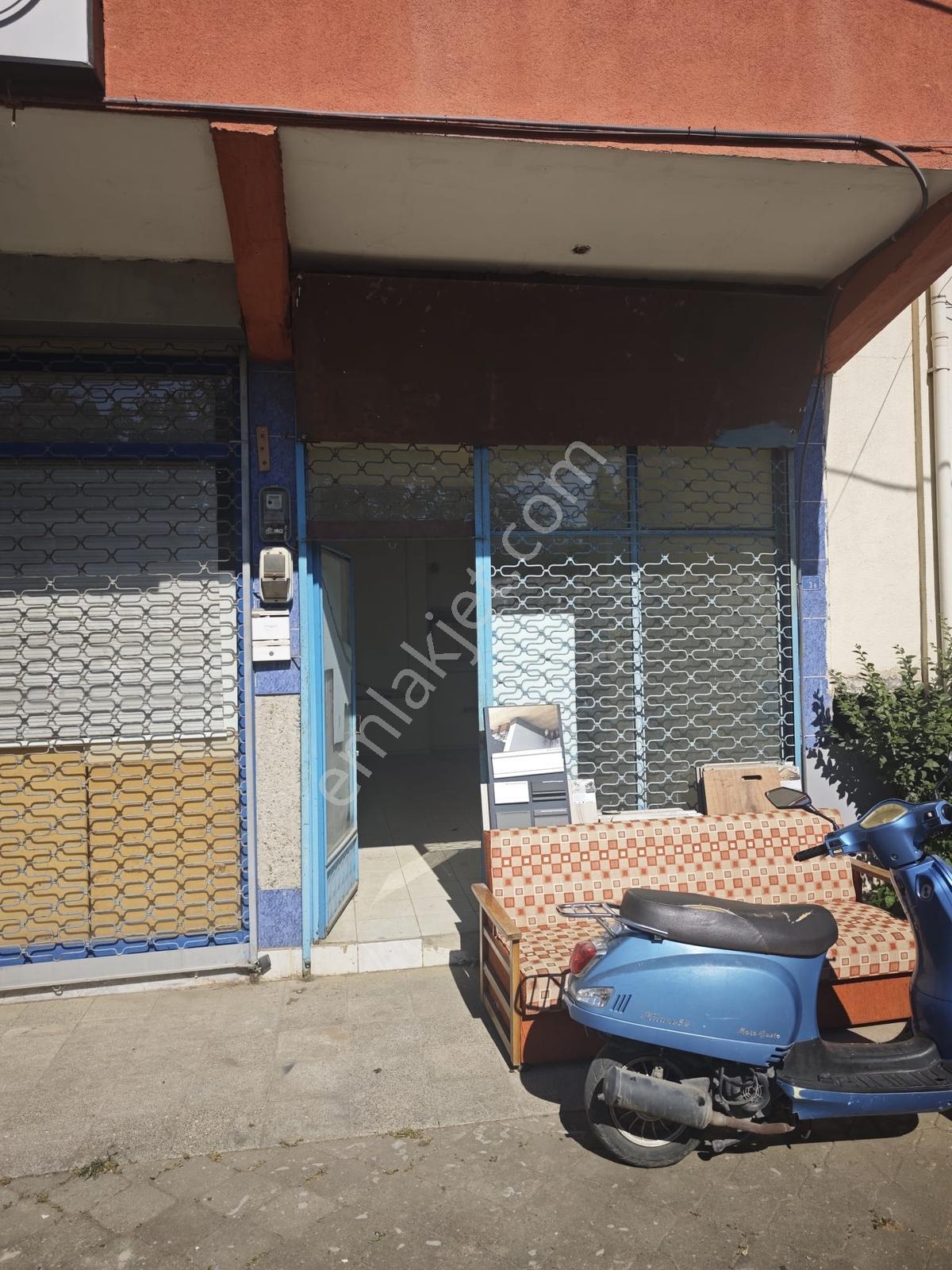Kocaeli Gölcük Kavaklı Mahallesi Satılık 20 M² Dükkan - Görsel 3