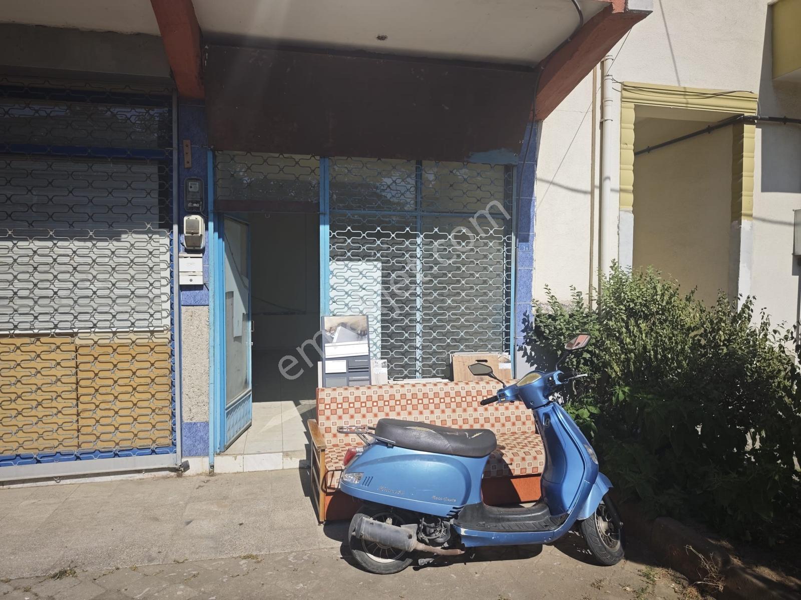Kocaeli Gölcük Kavaklı Mahallesi Satılık 20 M² Dükkan