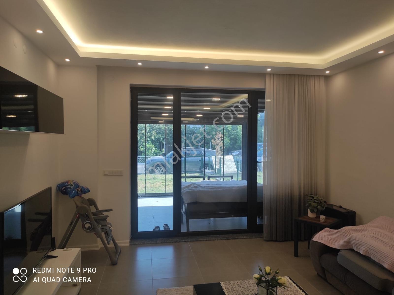 Kocaeli Karamürsel Kayacık Mah. Satılık Havuzlu Triplex Villa - Görsel 18