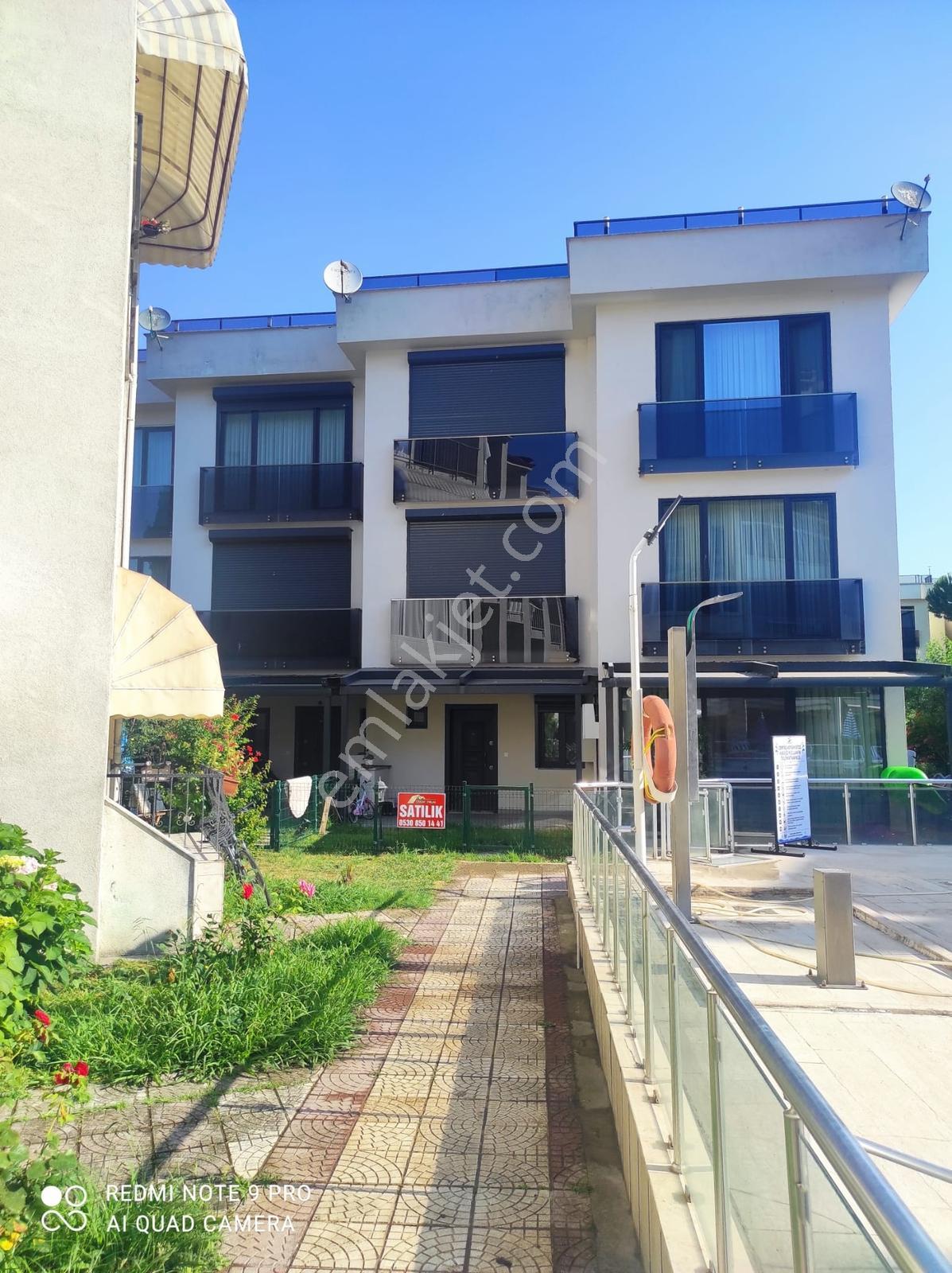 Kocaeli Karamürsel Kayacık Mah. Satılık Havuzlu Triplex Villa - Görsel 23