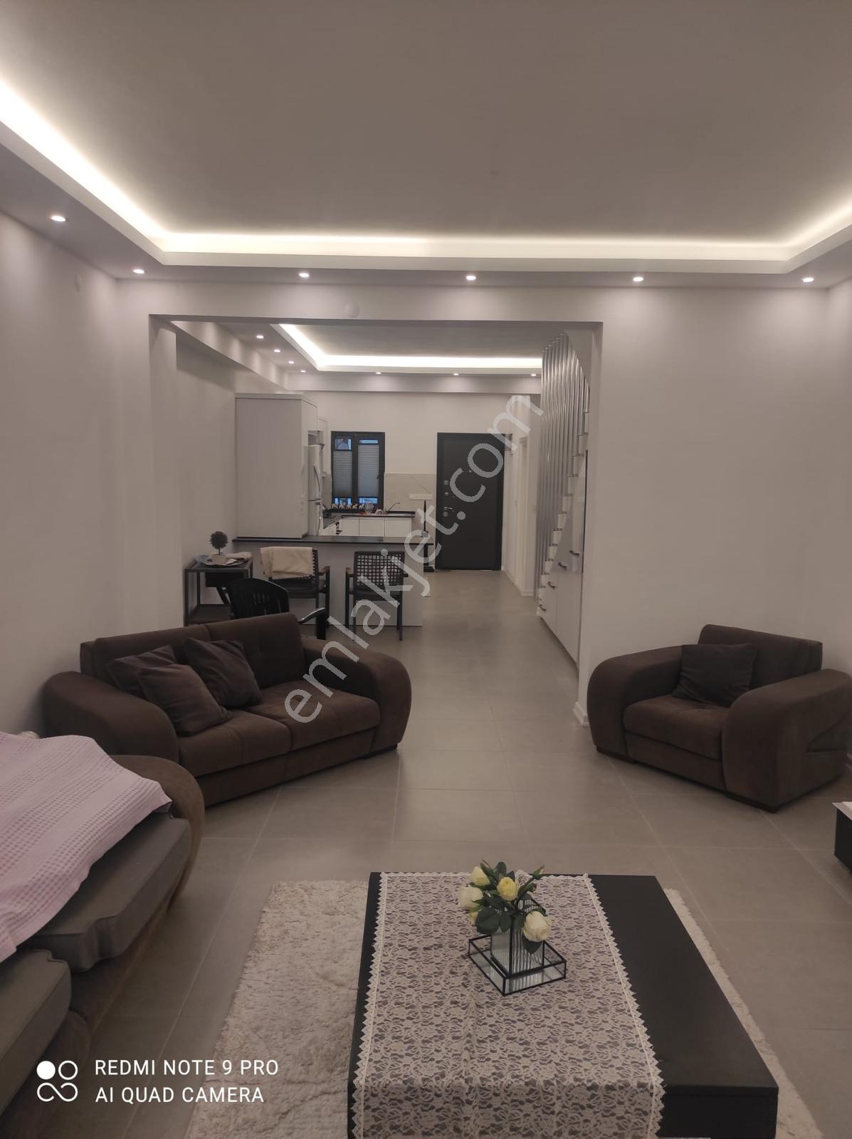 Kocaeli Karamürsel Kayacık Mah. Satılık Havuzlu Triplex Villa - Görsel 2