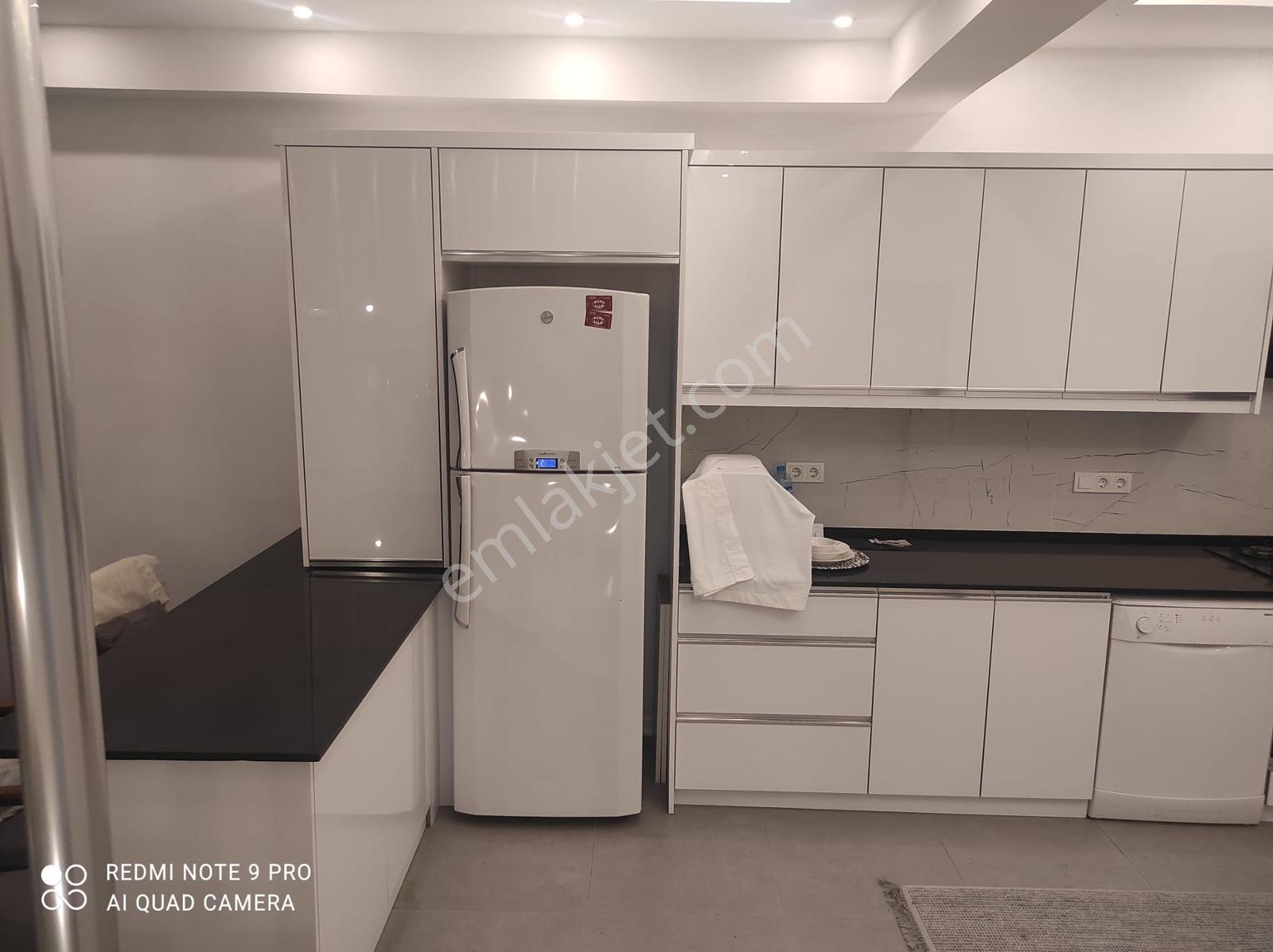 Kocaeli Karamürsel Kayacık Mah. Satılık Havuzlu Triplex Villa - Görsel 25