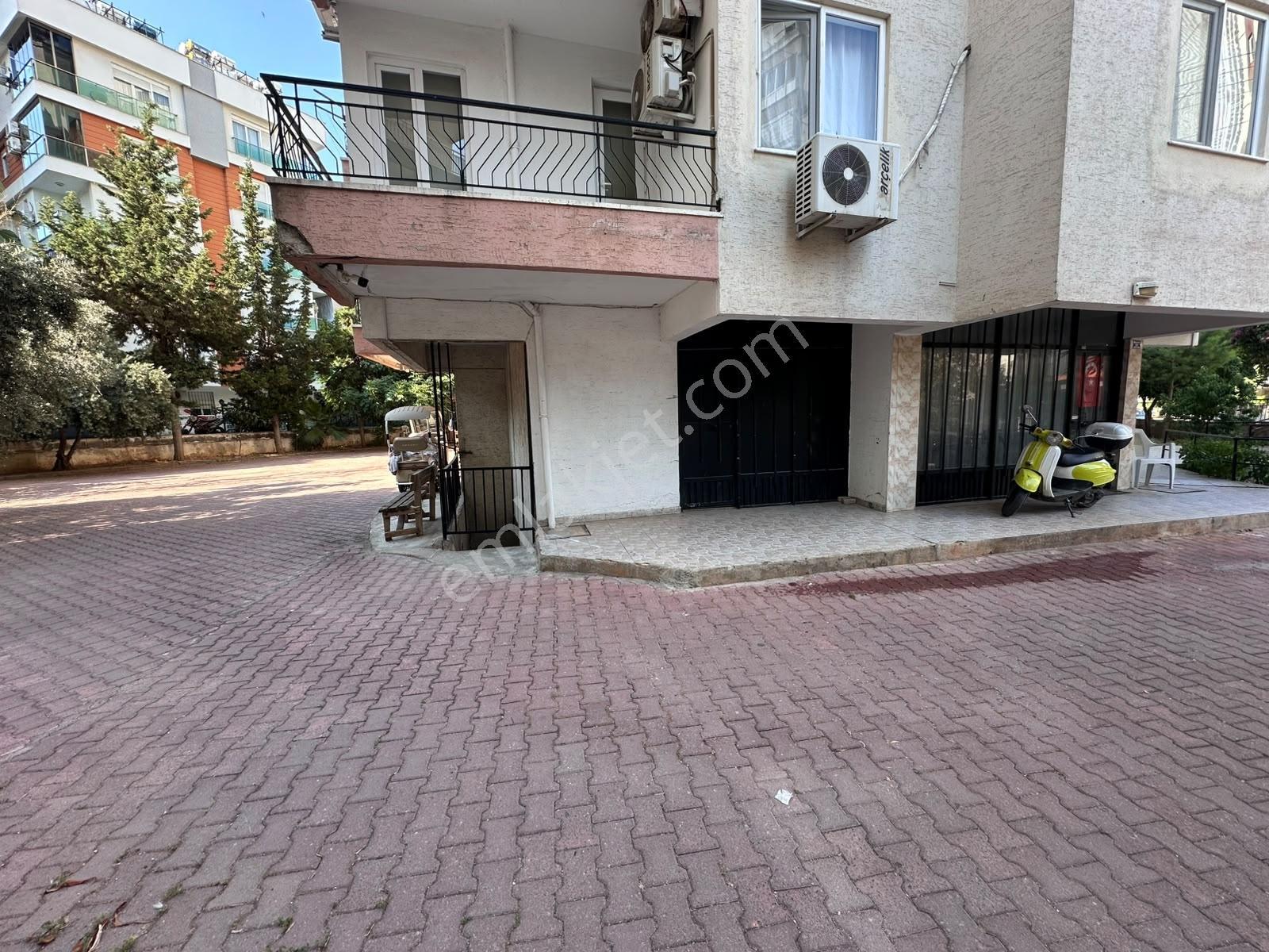 Önü Açık, Ferah Konumlu Satılık Dükkan - Görsel 9