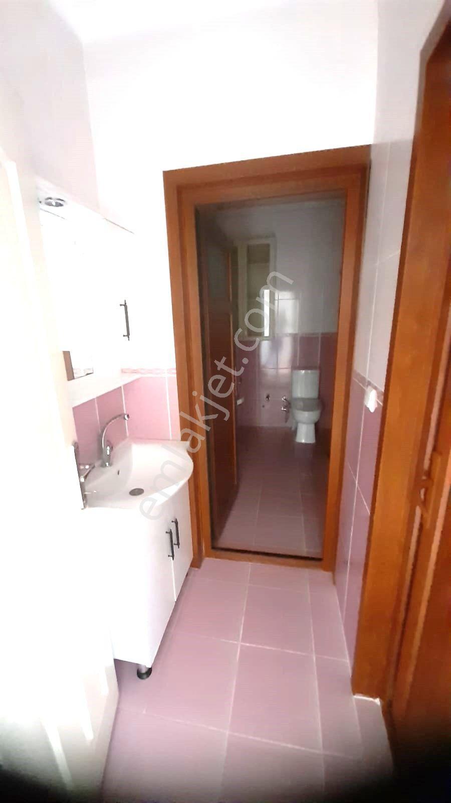 Erdem Emlak Ofisinden 5.kat 2+1 Derebahçede Kiralık Daire Asansörlü - Görsel 12