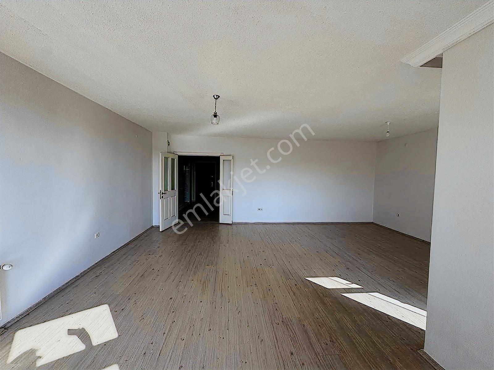 Sağlam Emlaktan Otogar Tokilerde Kiralık 4+1daire - Görsel 16