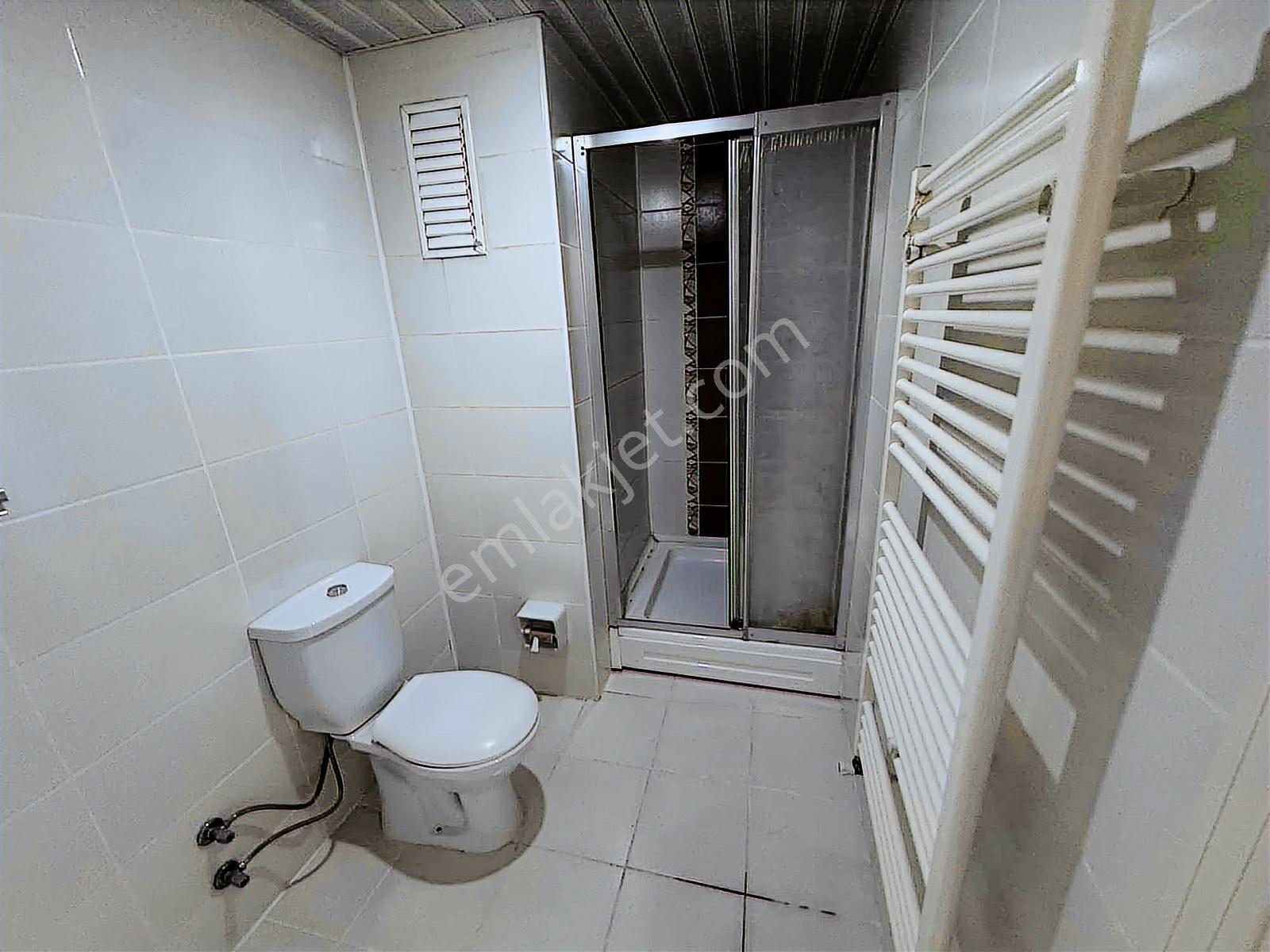 Sağlam Emlaktan Otogar Tokilerde Kiralık 4+1daire - Görsel 3