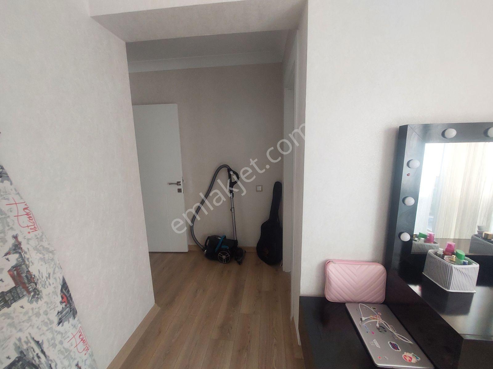 Metroya Yürüme Mesafesi Havuzlu Full Eşyalı 2+1 Kiralık Daire - Görsel 8
