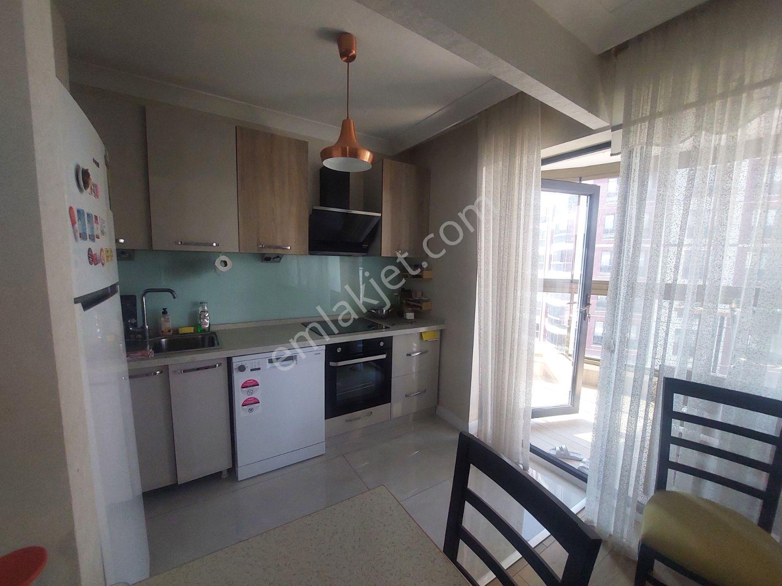 Metroya Yürüme Mesafesi Havuzlu Full Eşyalı 2+1 Kiralık Daire - Görsel 15