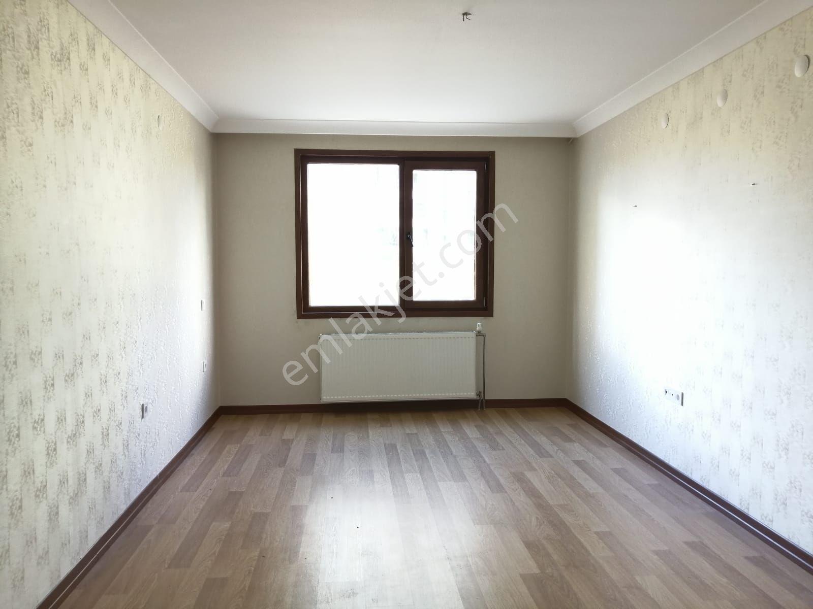 Ata Mahallesi Söğüt Bahçe Ara Kat Boyalı Kiralık 4+1 - Görsel 23