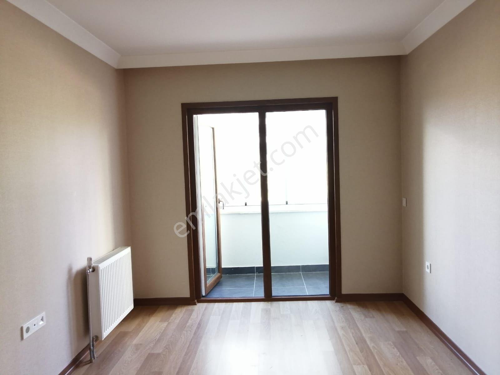 Ata Mahallesi Söğüt Bahçe Ara Kat Boyalı Kiralık 4+1 - Görsel 25