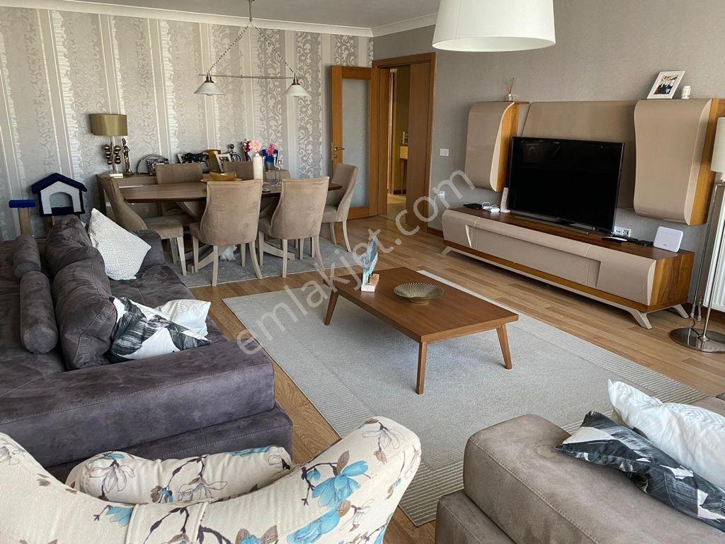 Ata Mahallesi Söğüt Bahçe Ara Kat Boyalı Kiralık 4+1 - Görsel 14