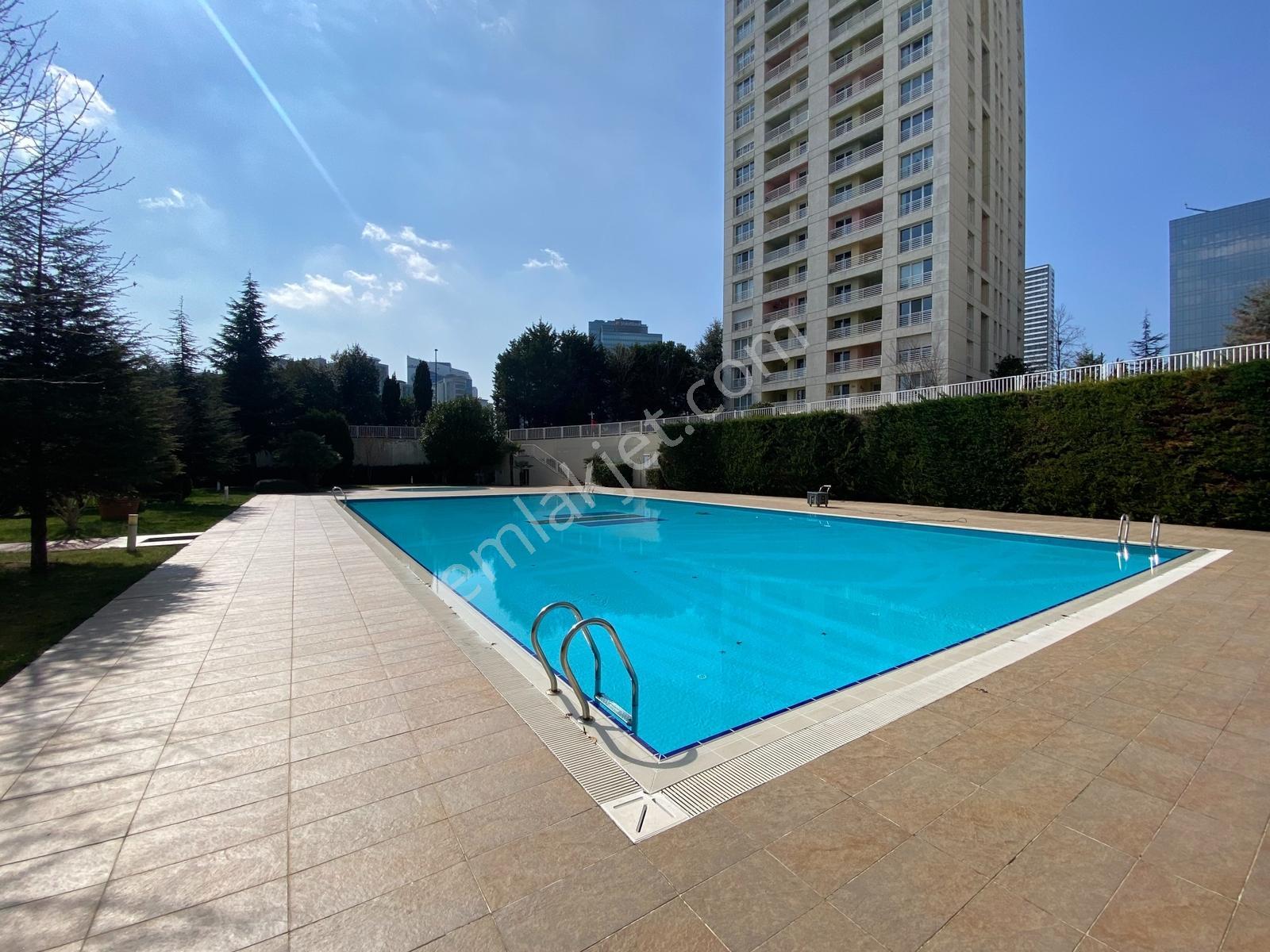 Özlem Aksu..ümraniye Antrium Kiralık 1+1 Panaromik Manzara -boş- - Görsel 18