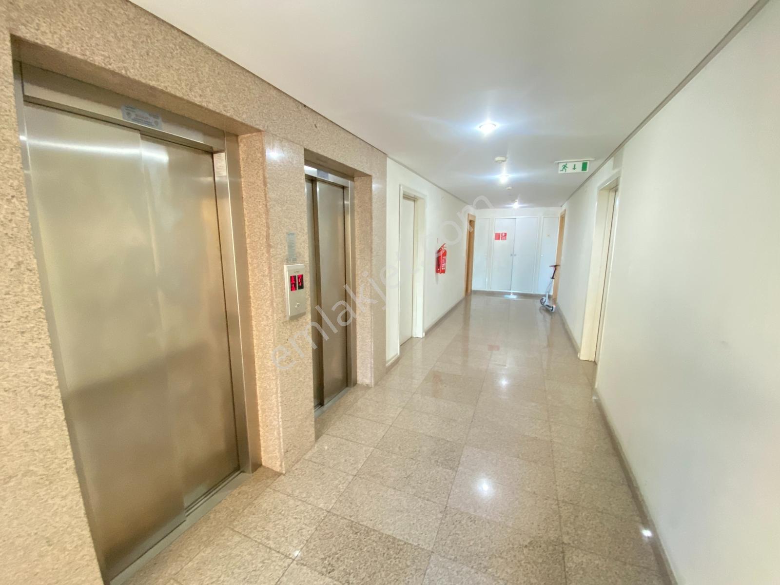 Özlem Aksu..ümraniye Antrium Kiralık 1+1 Panaromik Manzara -boş- - Görsel 10