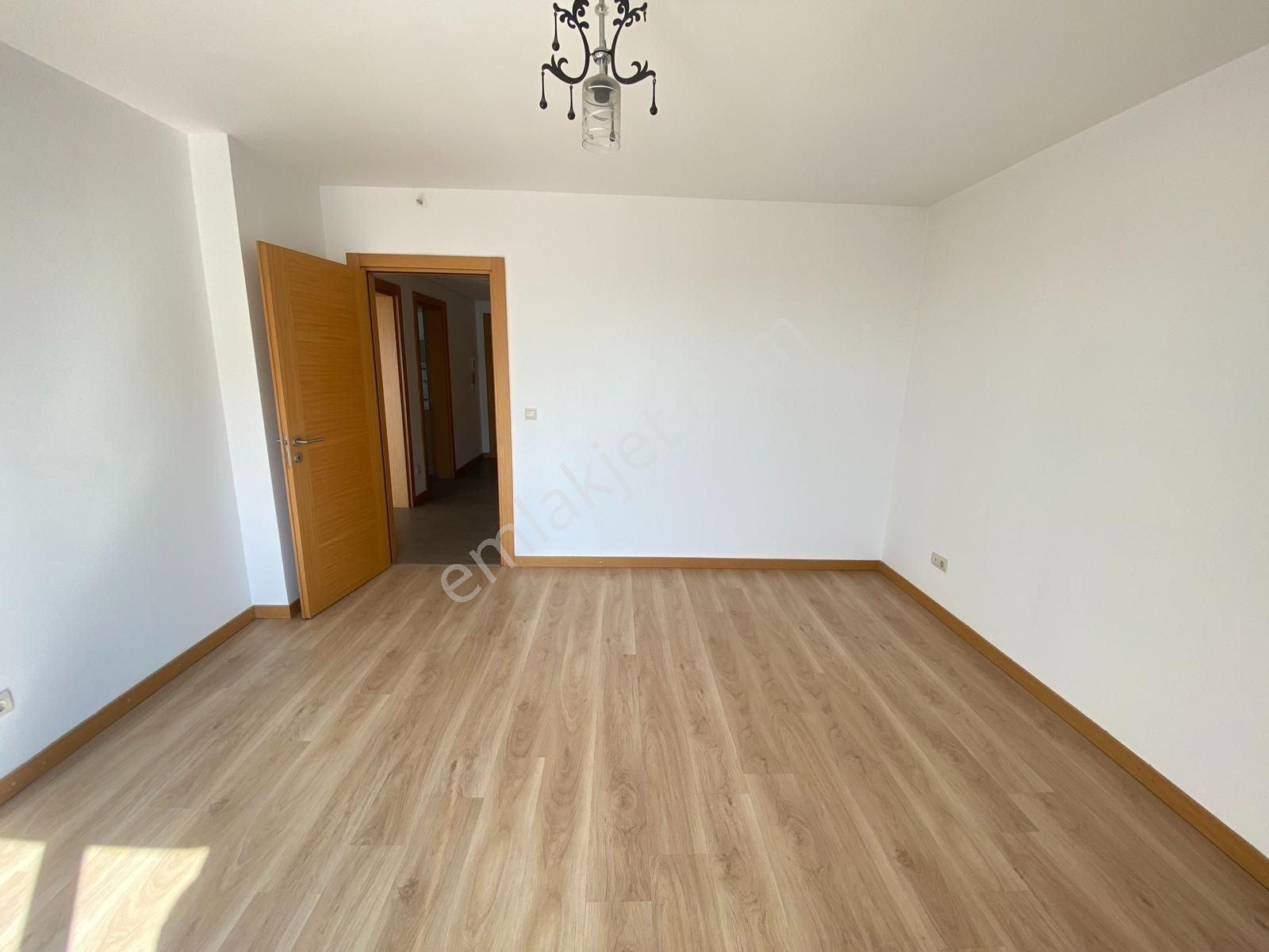 Özlem Aksu..ümraniye Antrium Kiralık 1+1 Panaromik Manzara -boş- - Görsel 12