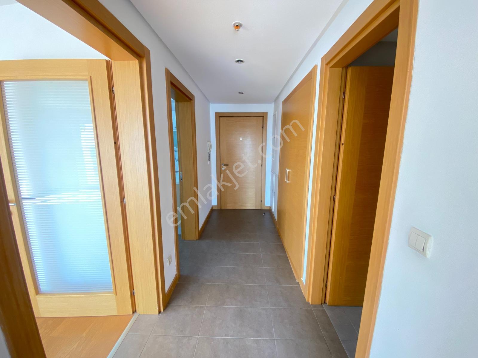 Özlem Aksu..ümraniye Antrium Kiralık 1+1 Panaromik Manzara -boş- - Görsel 7