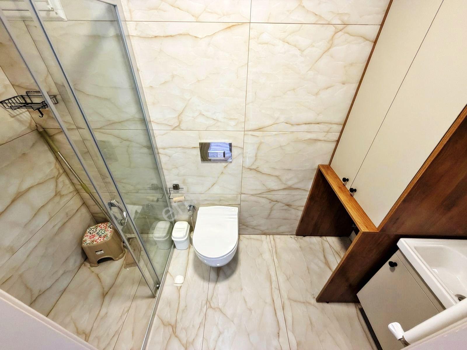 Aktif'ten Akçay'da Satılık Kapalı Otoparklı, Fitness Salonlu Ön Cephe Lüx 1+1 Daire - Görsel 17
