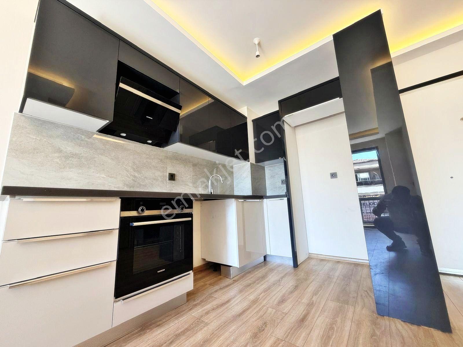Aktif'ten Akçay'da Satılık Kapalı Otoparklı, Fitness Salonlu Ön Cephe Lüx 1+1 Daire - Görsel 35