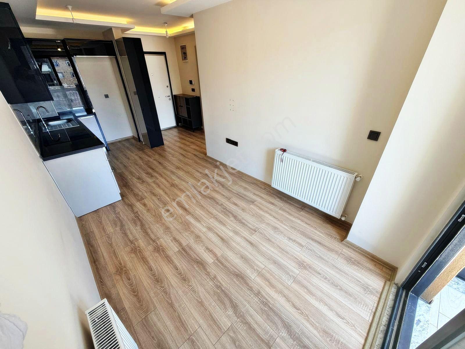 Aktif'ten Akçay'da Satılık Kapalı Otoparklı, Fitness Salonlu Ön Cephe Lüx 1+1 Daire - Görsel 23