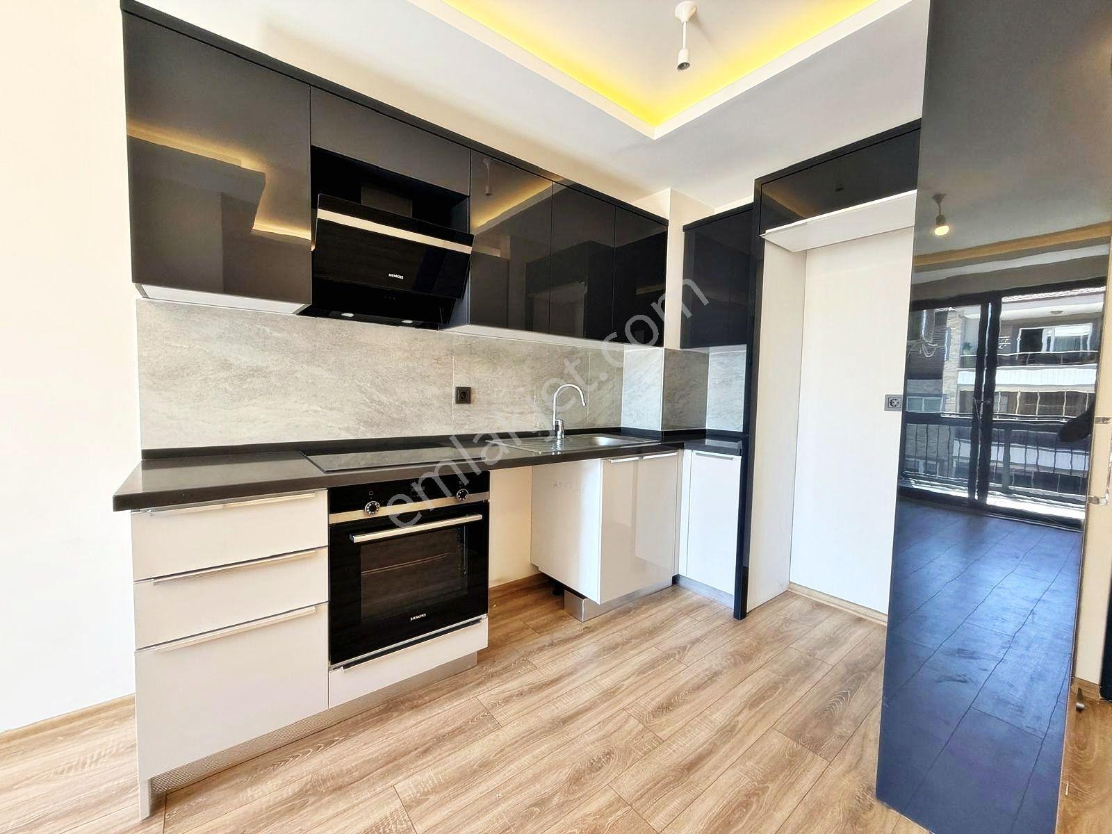 Aktif'ten Akçay'da Satılık Kapalı Otoparklı, Fitness Salonlu Ön Cephe Lüx 1+1 Daire - Görsel 12