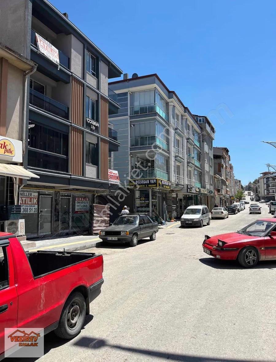 Vezirev Emlak'tan Şehir Merkezinde Balkonlu 1+1 Daire - Görsel 9