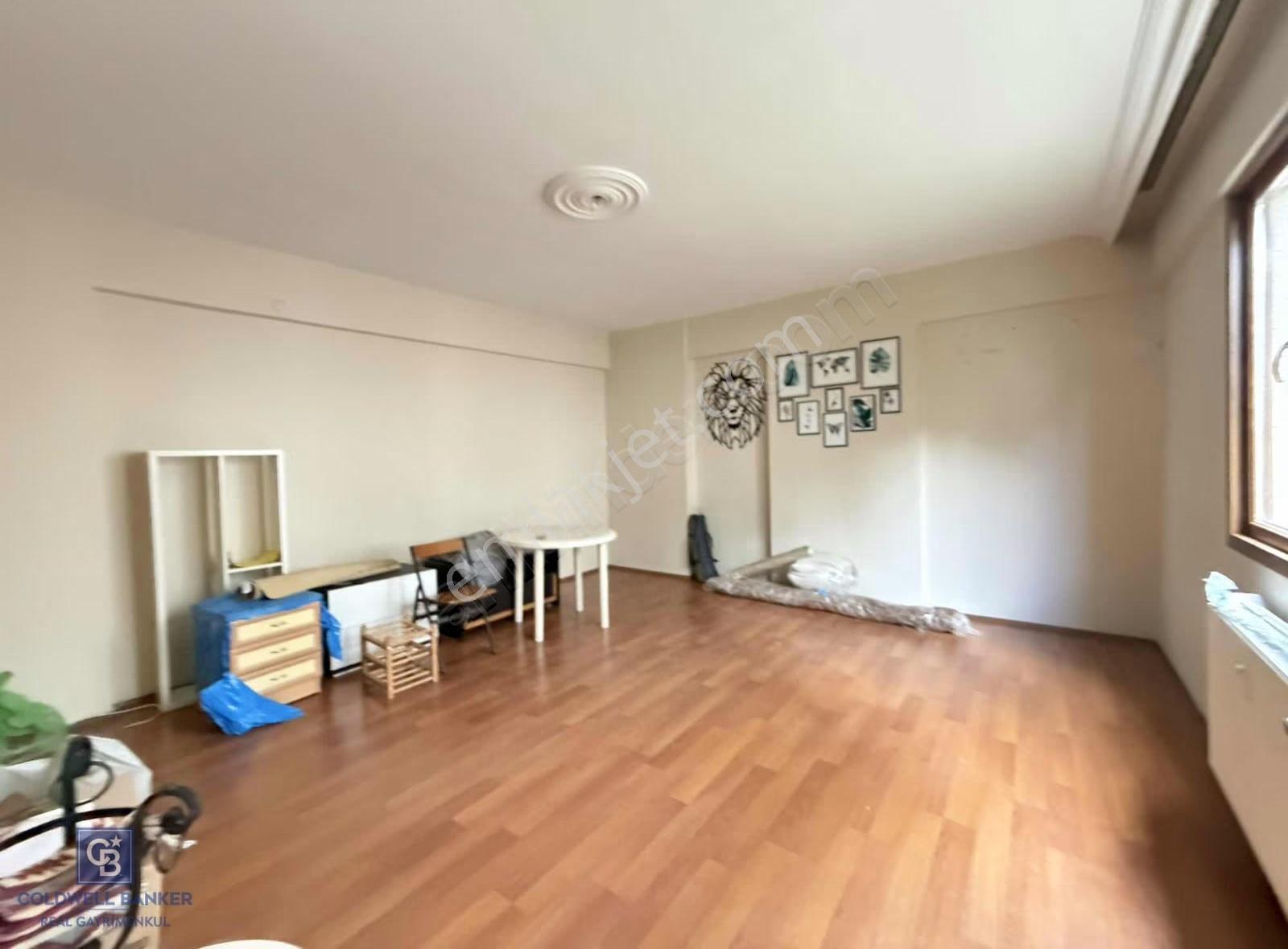 Acıbadem Dostlar Sitesi Ara Katta Kiralık 3+1 - Görsel 12