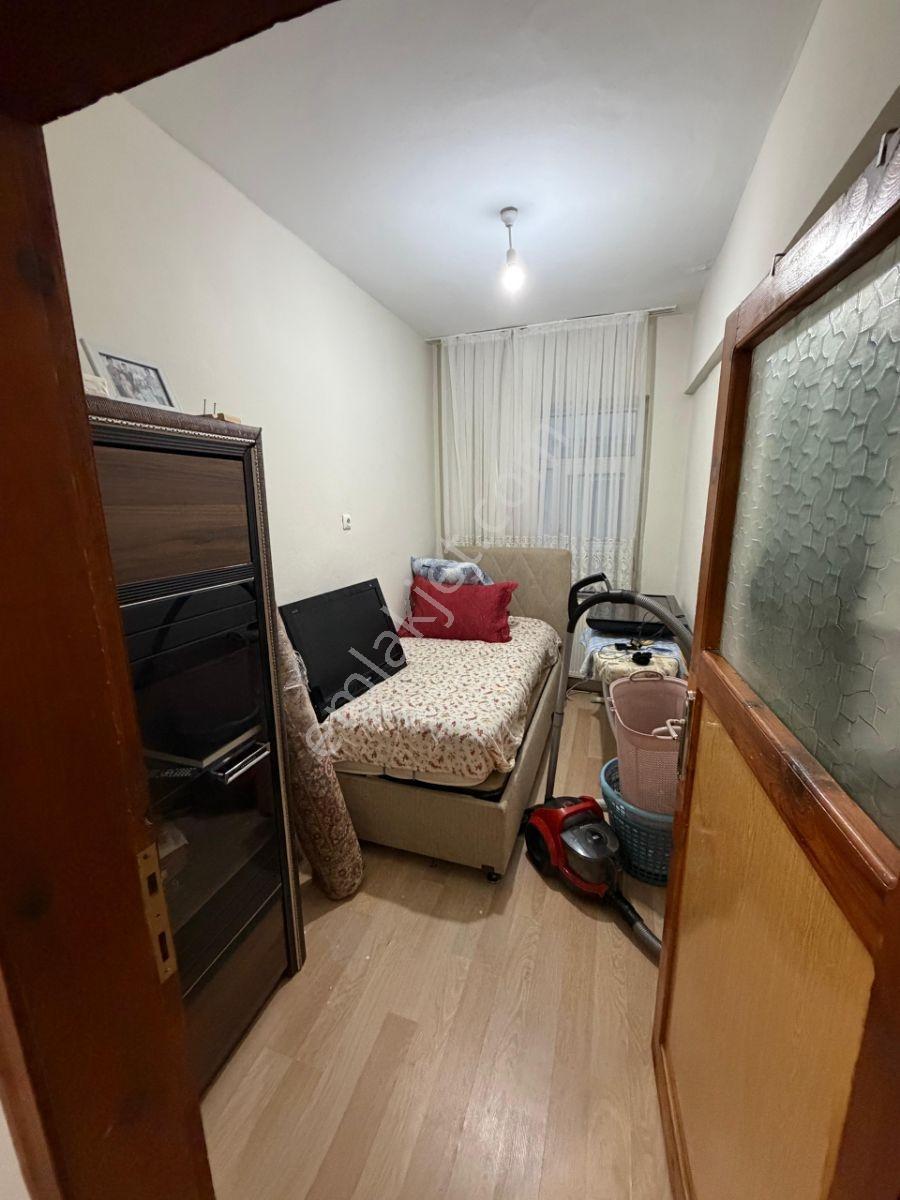 Cumhuriyet Mahallesi'nde Çok Hesaplı Daire - Görsel 4