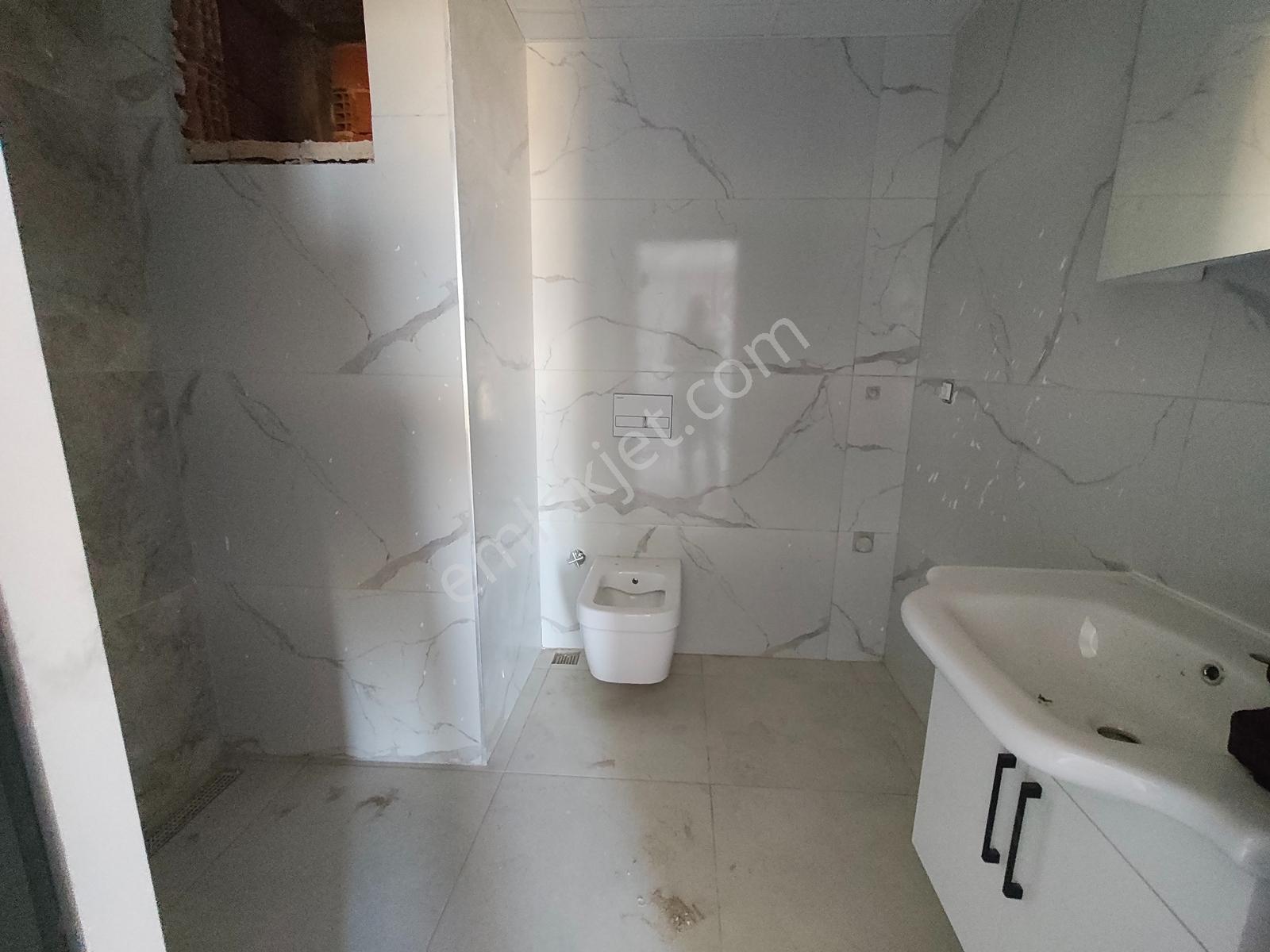 Remax Beycan Dan Atakum B.oyumcada Sıfır Satılık 1+1 Daire - Görsel 16