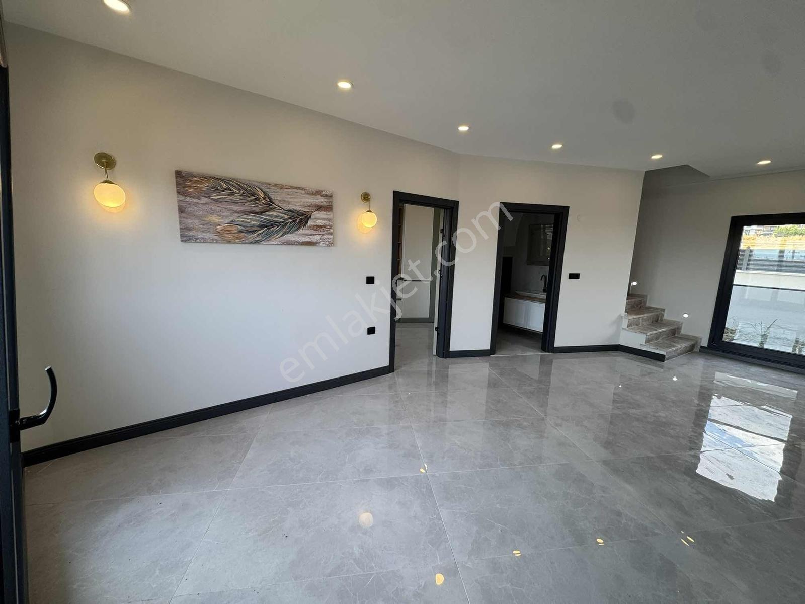 Yeniçiftlikte 2026 Sıfır 3+1 Villa | 328 M² | Kredi Uygun - Görsel 16