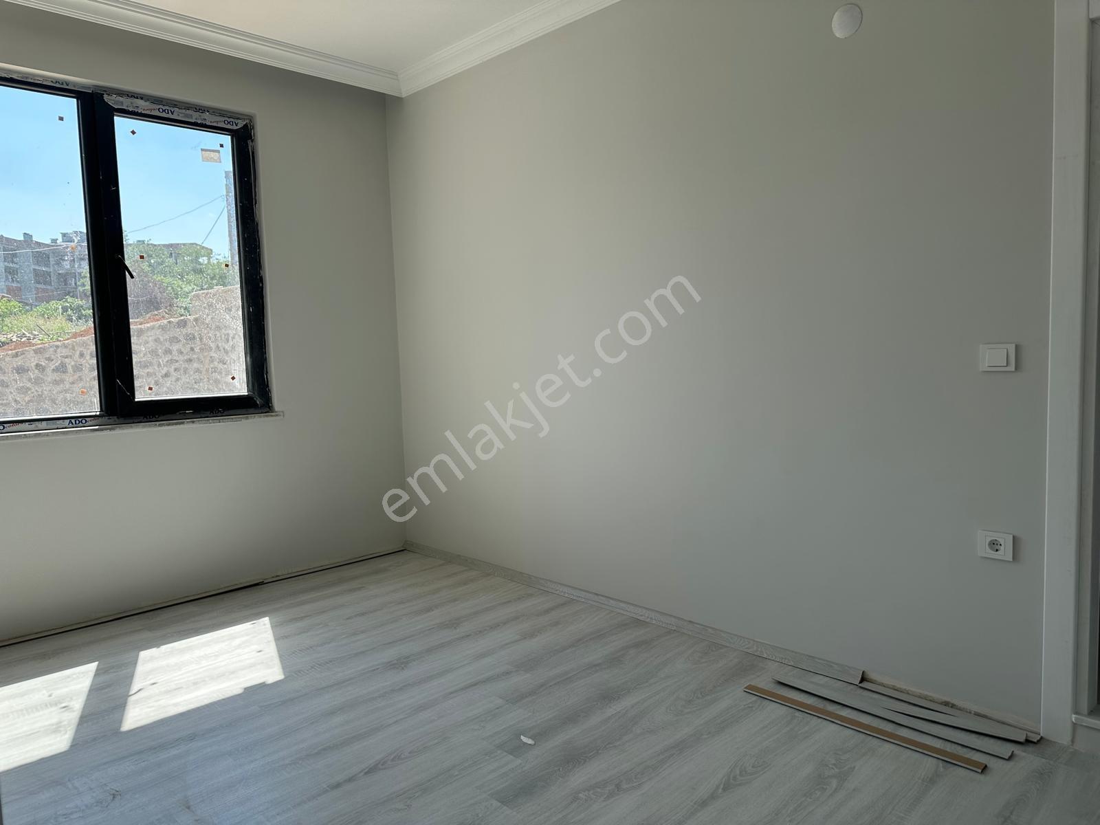 Satılık Deniz Manzaralı Giriş Kat Daire - Görsel 2