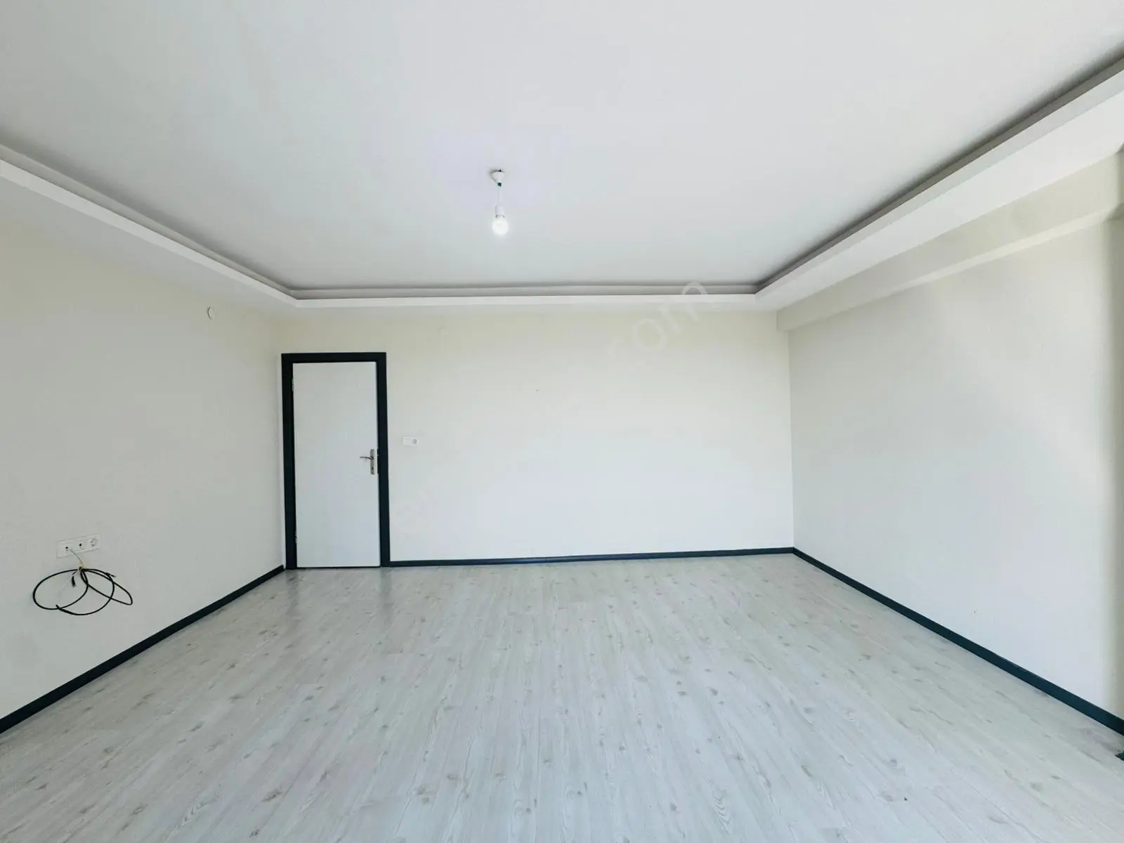 Merpa'dan Kapaklı / Site İçerisinde/ Kiralık/ Öncephe 2+1