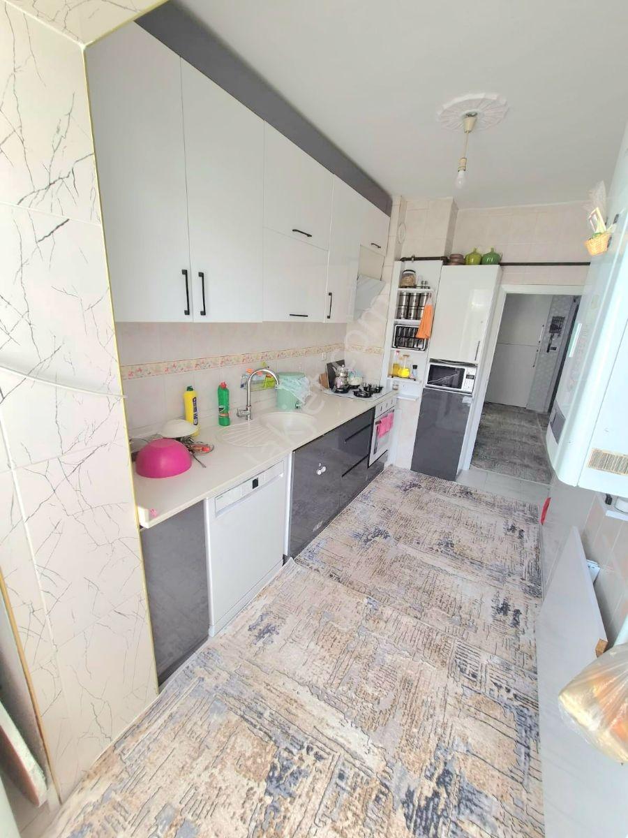 Karapürçek'te Caddeye Yakın | 3+1 | 120 M² |3. Kat Satılık Daire