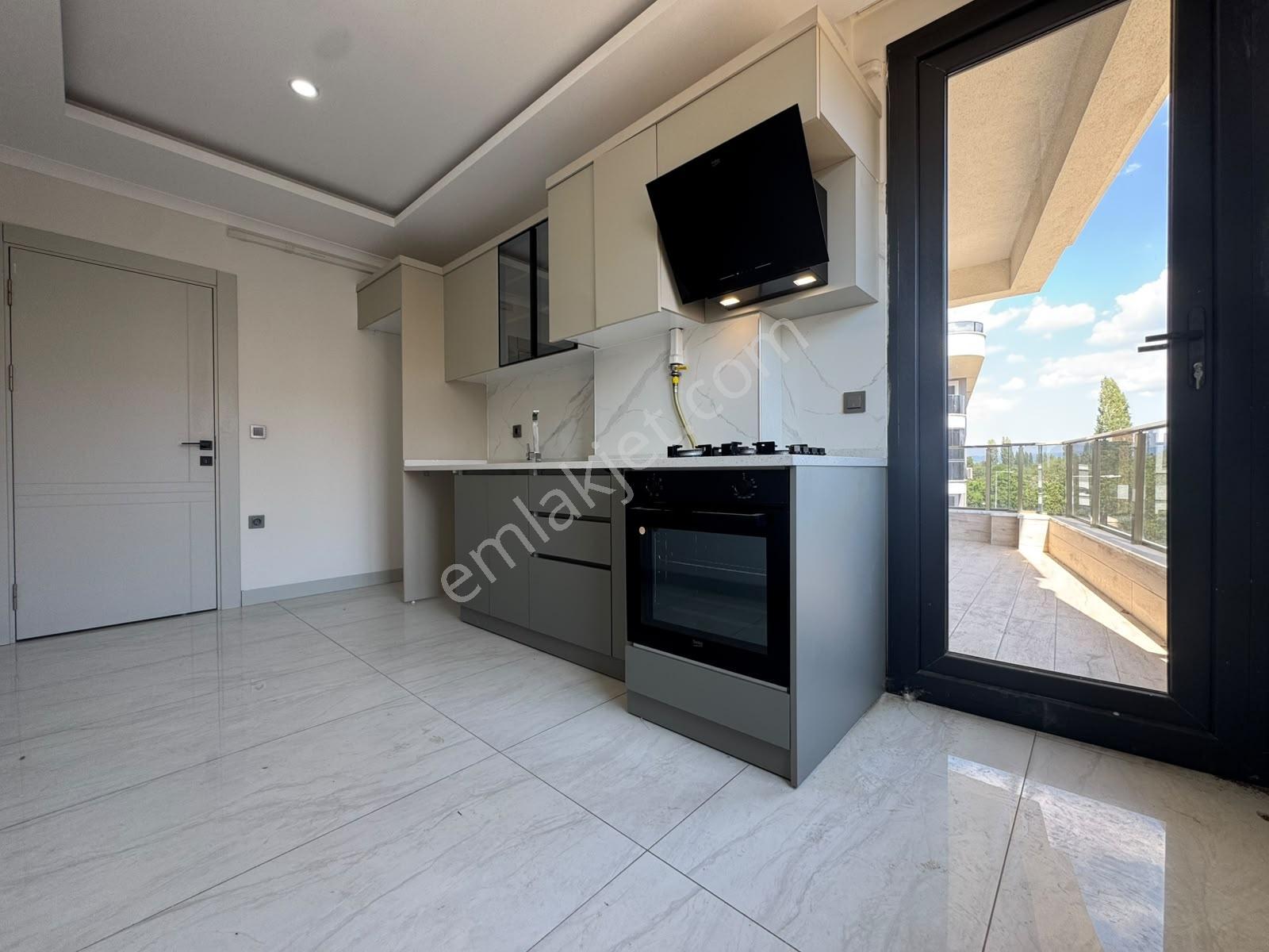 Kumsaldan Altınkumda Ebeveyn Banyolu 3 Yaşında_2+1_ara Kat Daire - Görsel 23