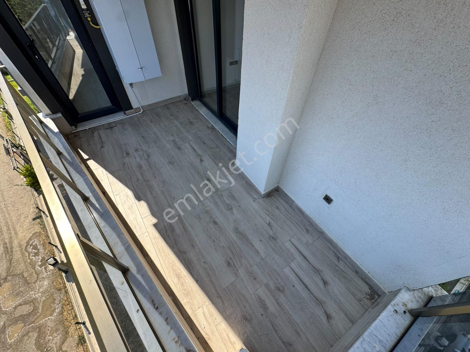Kumsaldan Altınkumda Ebeveyn Banyolu 3 Yaşında_2+1_ara Kat Daire - Görsel 25
