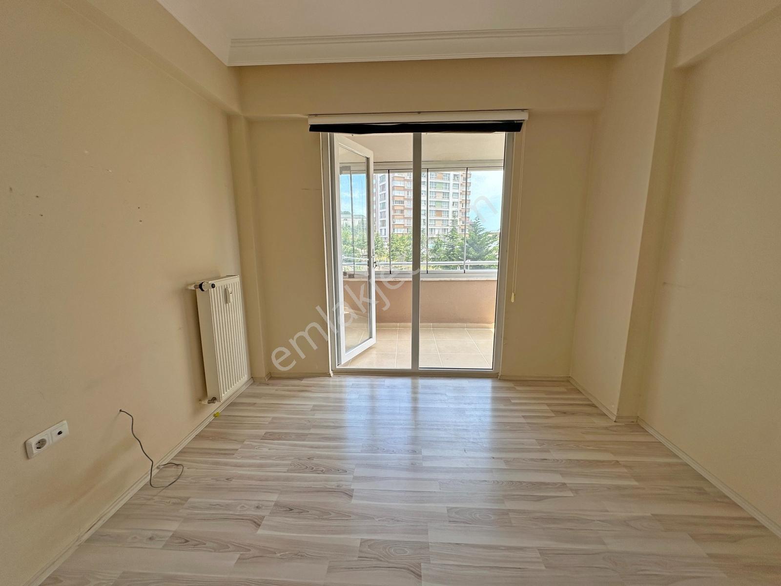 Atakum Çobanlı Mahallesi Korupark Sitesinde Satılık 3+1 Daire - Görsel 7