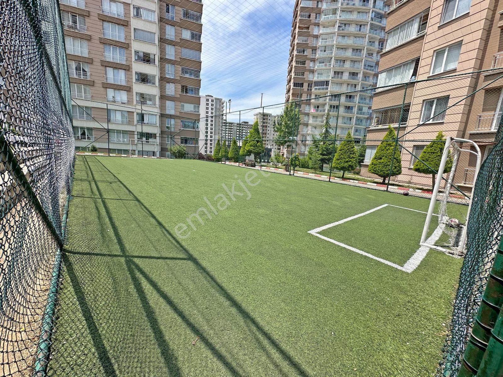 Atakum Çobanlı Mahallesi Korupark Sitesinde Satılık 3+1 Daire - Görsel 9