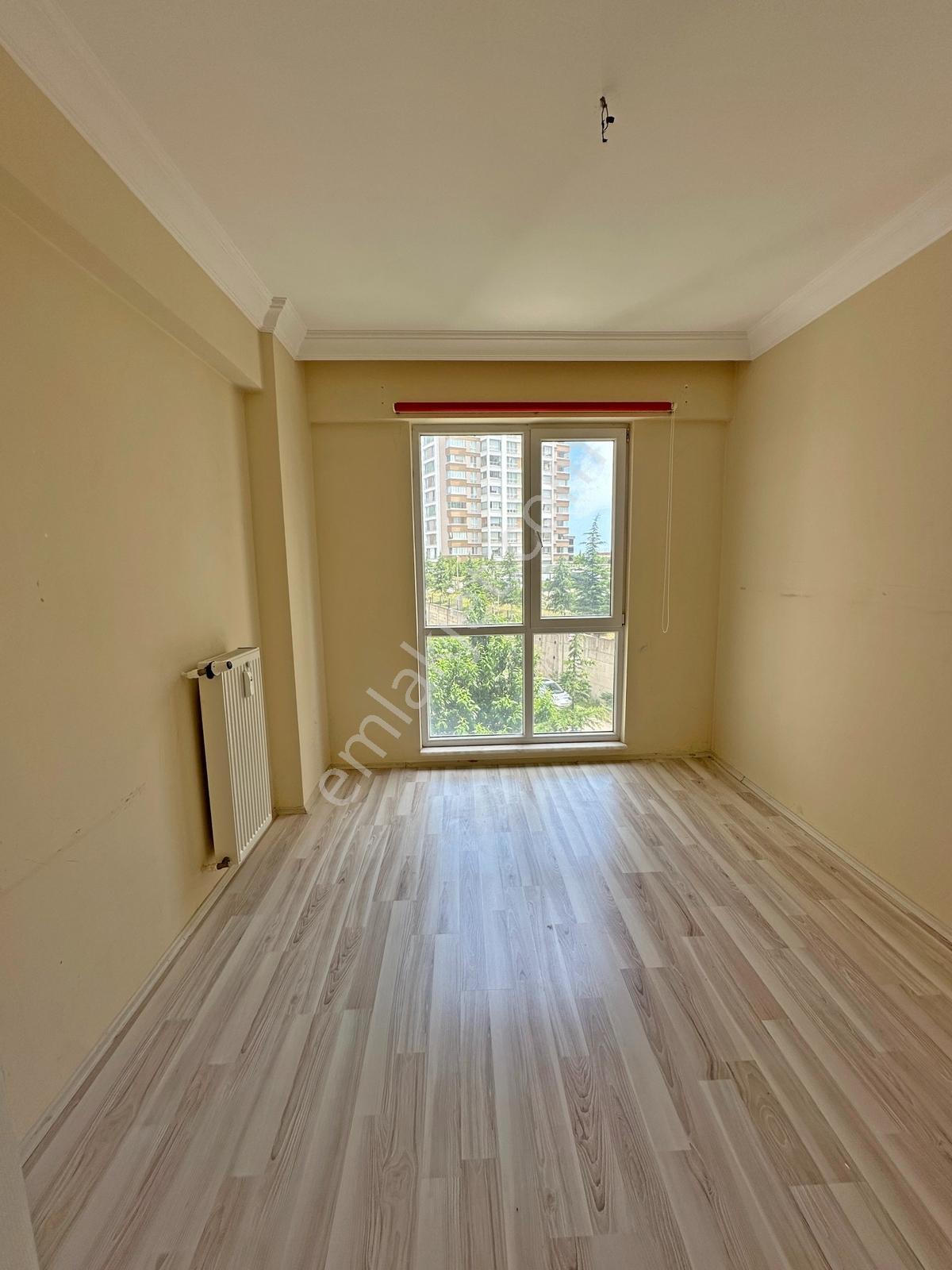 Atakum Çobanlı Mahallesi Korupark Sitesinde Satılık 3+1 Daire - Görsel 12