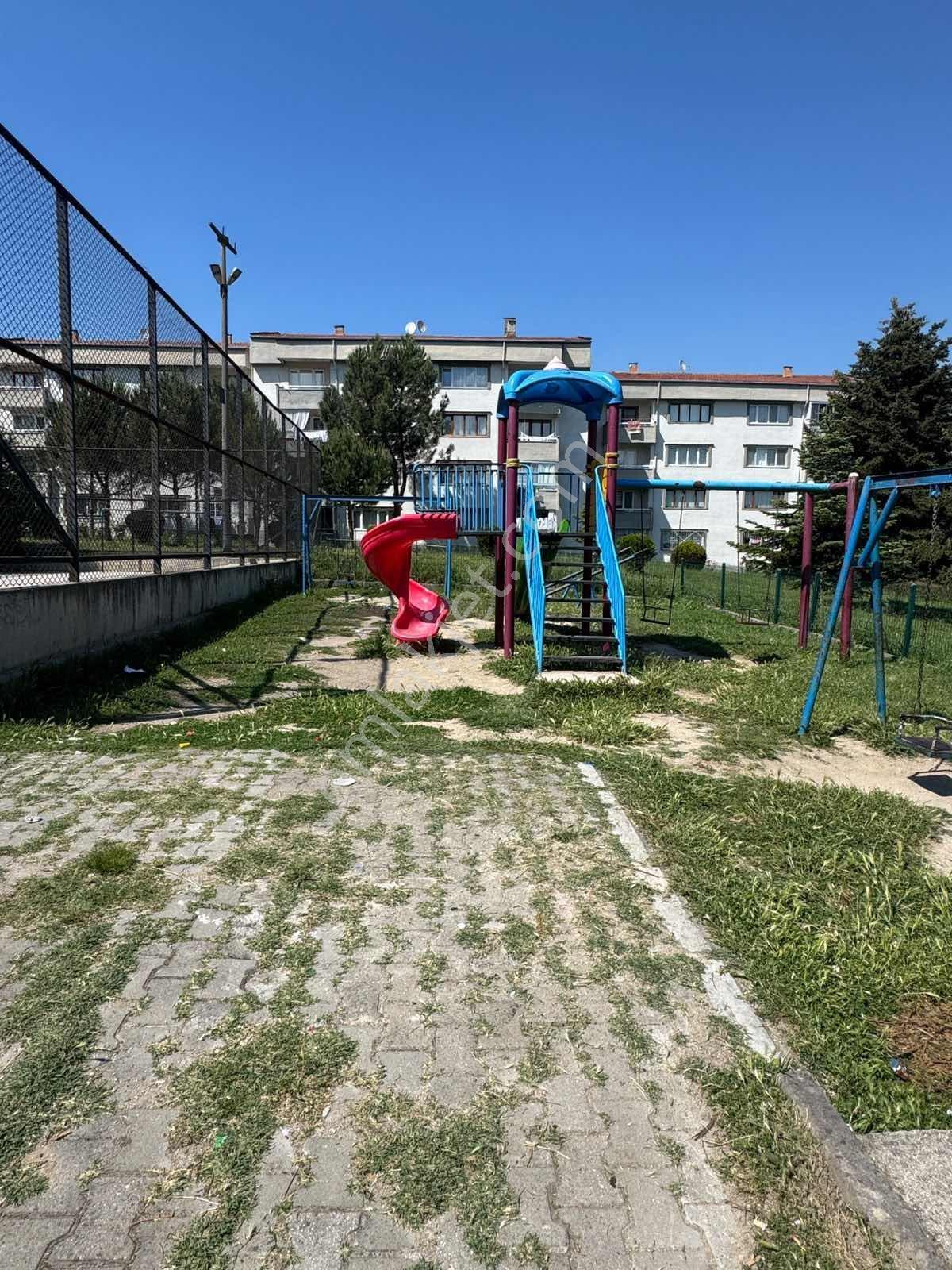 Alanyurt Yunusemre Mahallesinde Kiralık Daire - Görsel 14