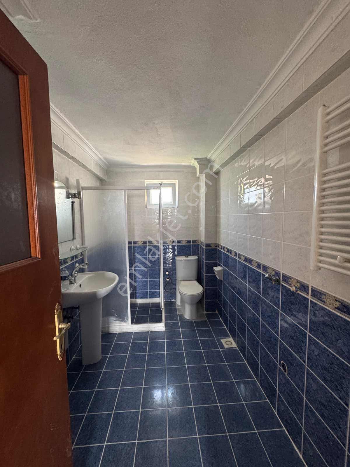 Alanyurt Yunusemre Mahallesinde Kiralık Daire - Görsel 4